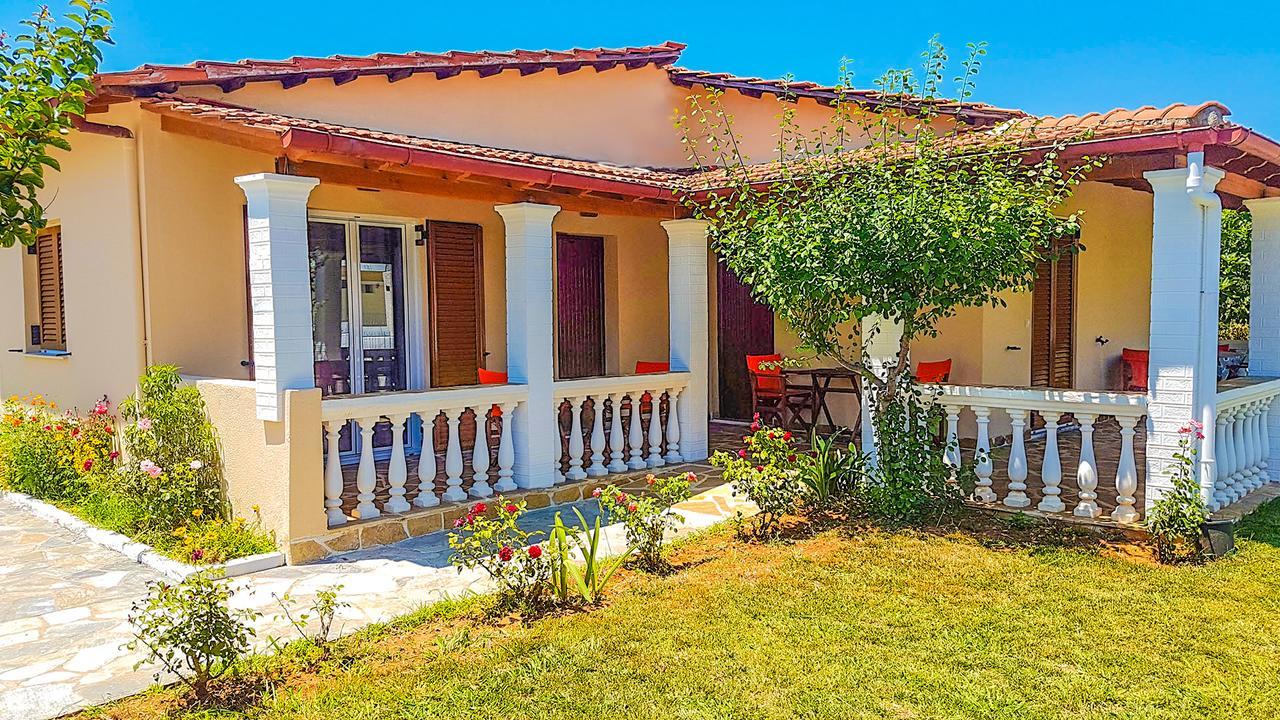 Villa Panorea Moraitika Exteriör bild