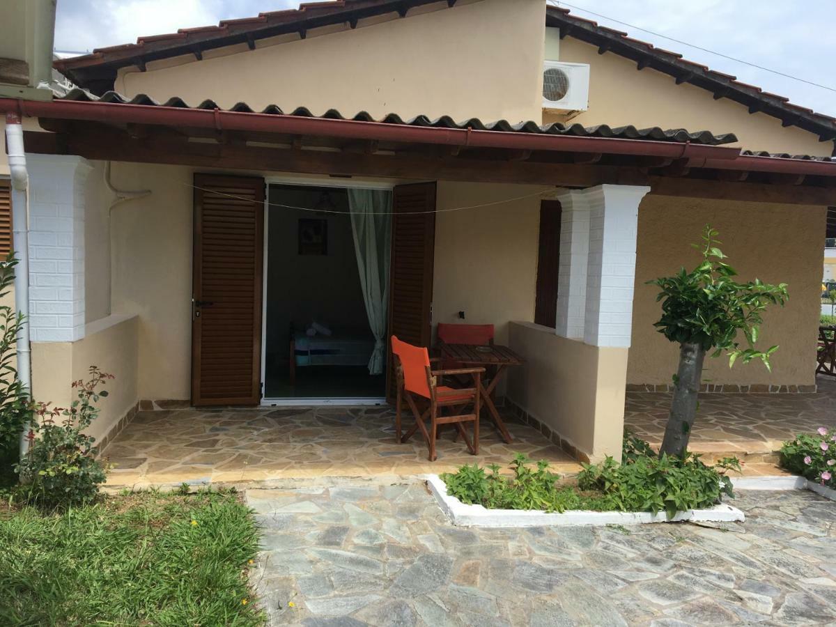 Villa Panorea Moraitika Exteriör bild